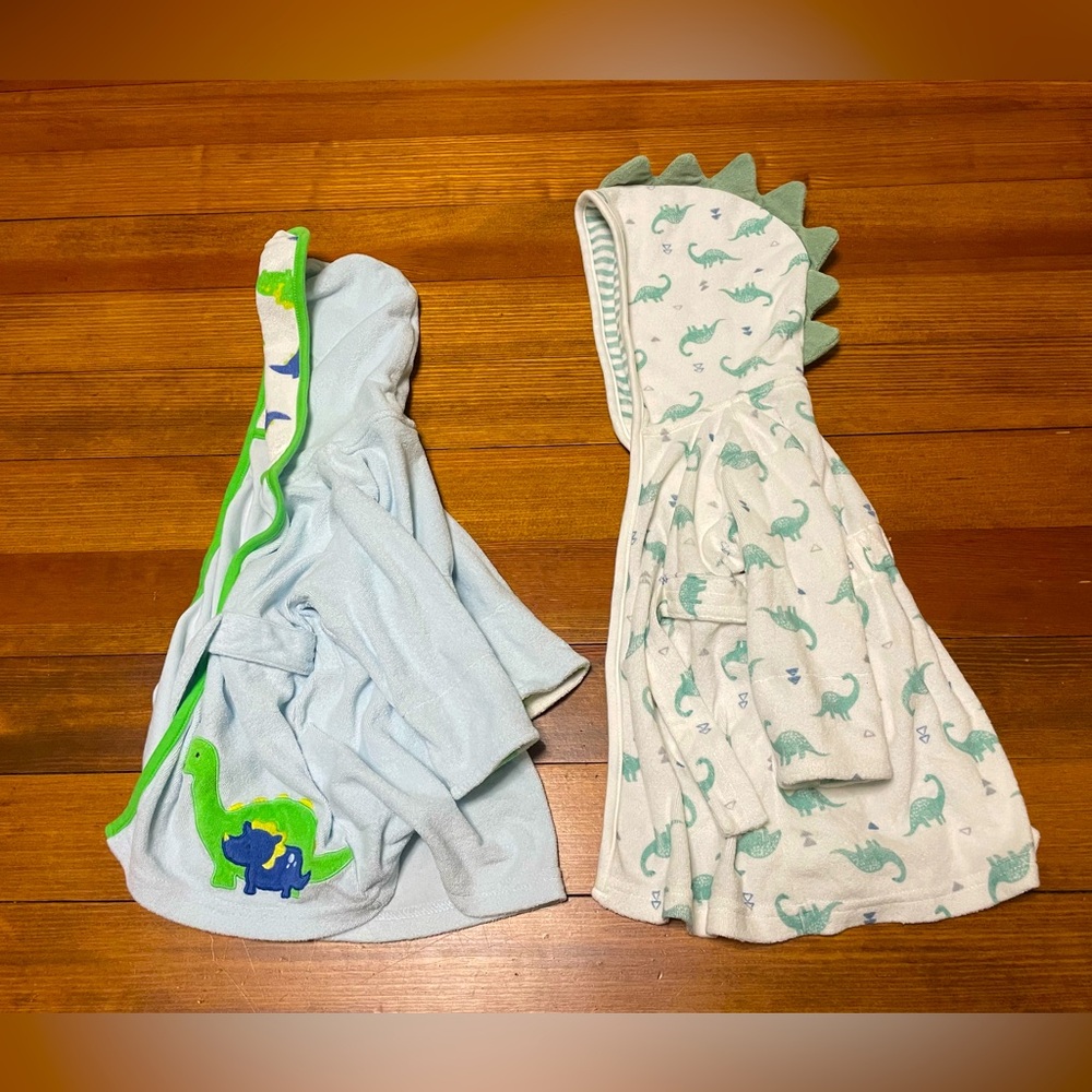 Kids Blue & Mint Dinosaur Hooded Towel Robes Size 0-9 Months